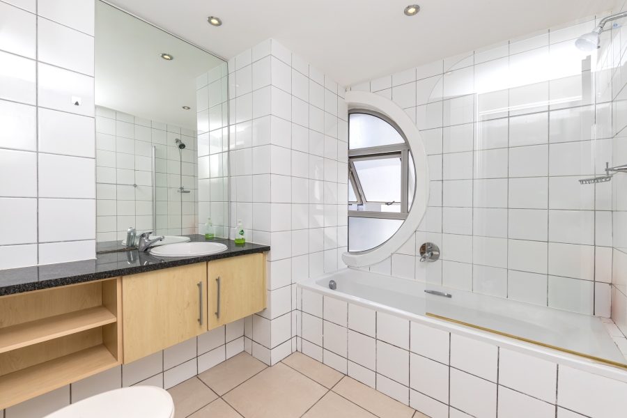 2 Bedroom Property for Sale in Claremont Upper Western Cape